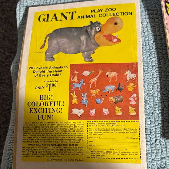 Comic Book - Picture 2 of 4